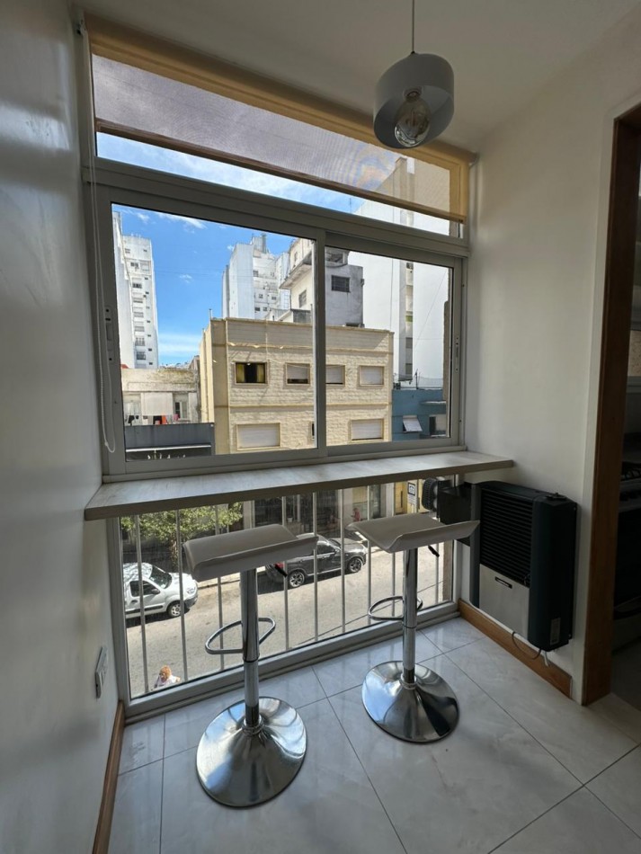 VENTA DE ENCANTADOR DEPARTAMENTO DE DOS AMBIENTES RECICLADO 