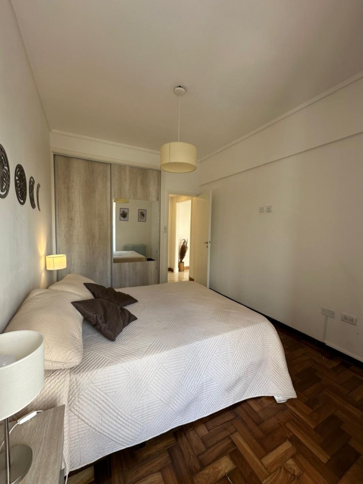 VENTA DE ENCANTADOR DEPARTAMENTO DE DOS AMBIENTES RECICLADO 